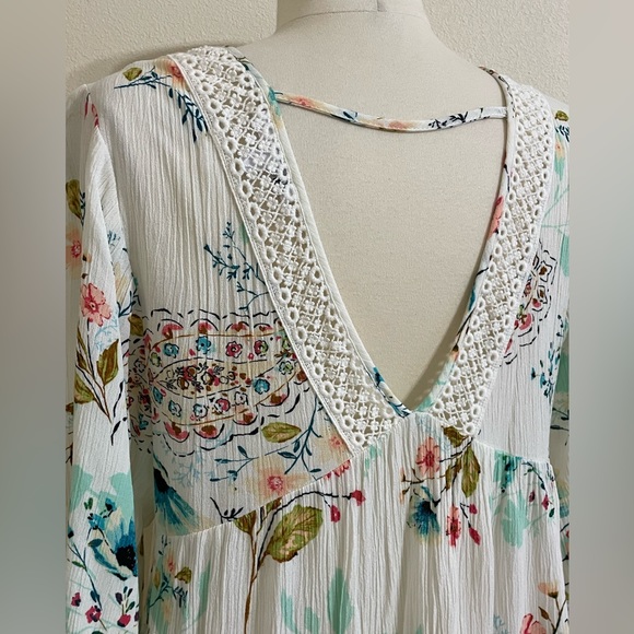 DR2 Daniel Rainn Womens Cream Turquoise Floral Print Boho Blouse Size Medium - Picture 8 of 11